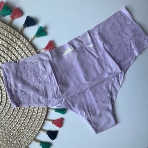 Victoria's Secret PINK Lace Trim No Show Cheekster Panty Lavender Large NEW